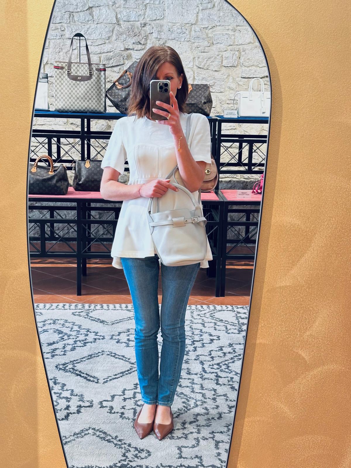 Céline Borsa a spalla Nano Bucket grigia in pelle liscia