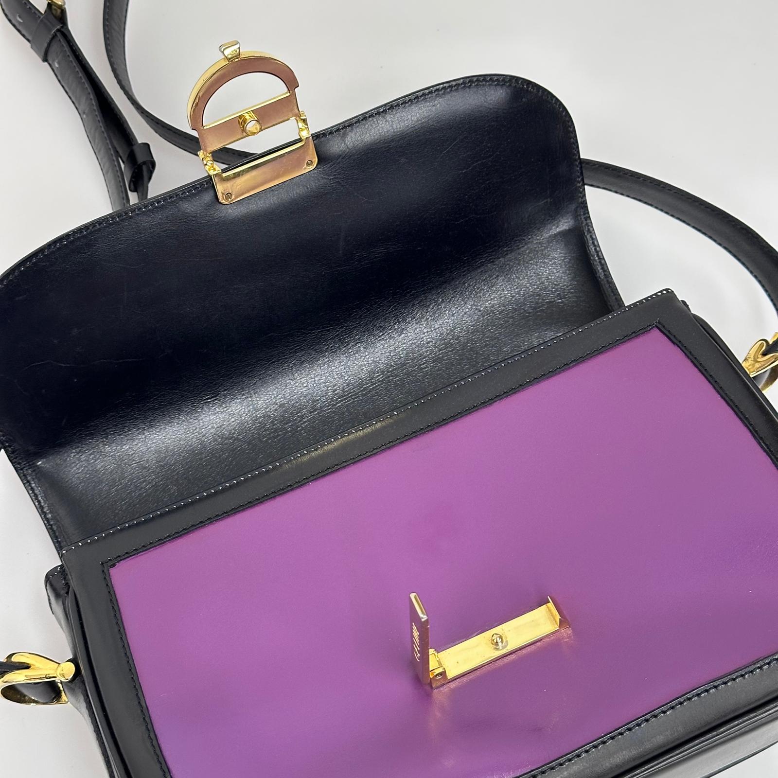 Céline Borsa a spalla vintage in pelle viola con chiusura logo dorata
