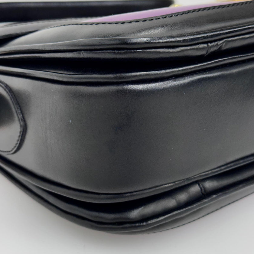 Céline Borsa a spalla vintage in pelle viola con chiusura logo dorata