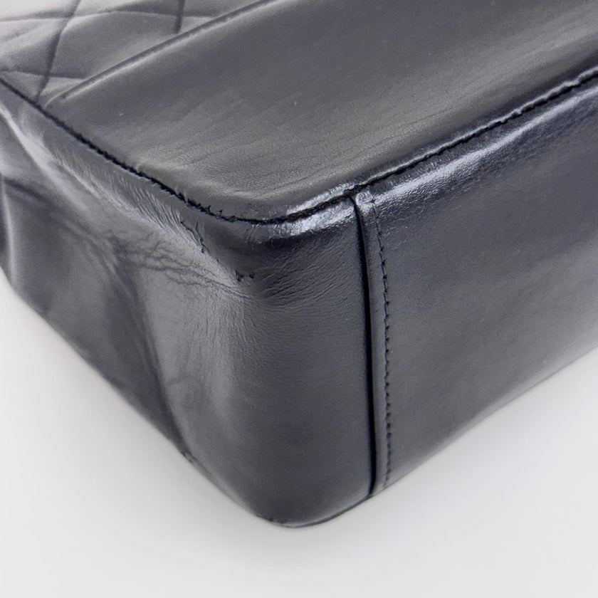 Chanel 31 Borsa Vintage Nera in Pelle Matelassé con Tracolla