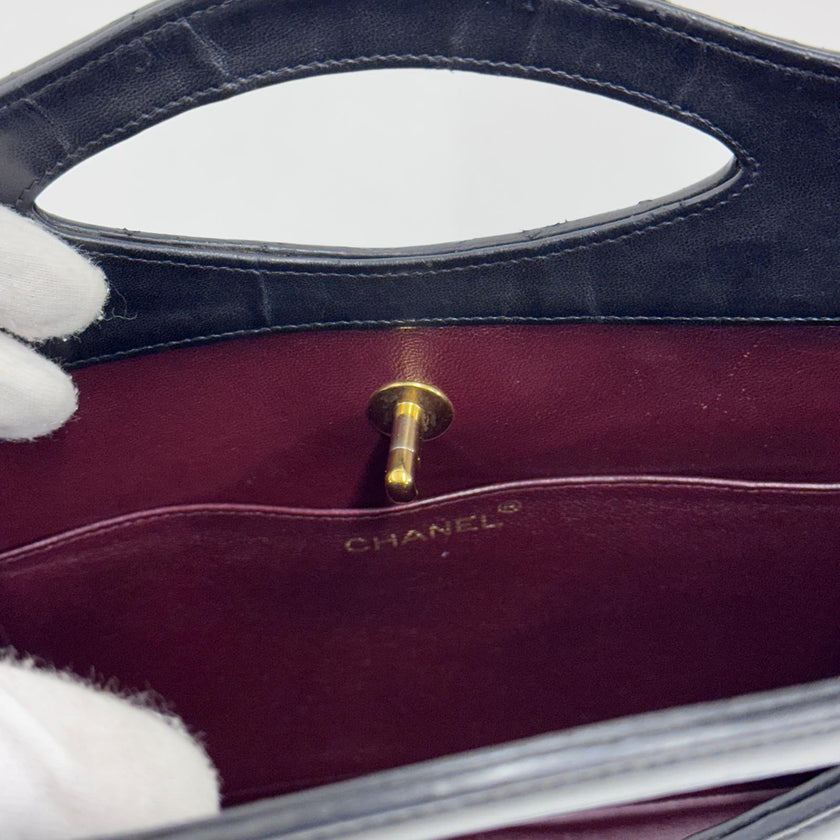 Chanel 31 Borsa Vintage Nera in Pelle Matelassé con Tracolla