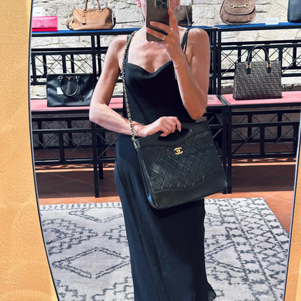 Chanel 31 Borsa Vintage Nera in Pelle Matelassé con Tracolla