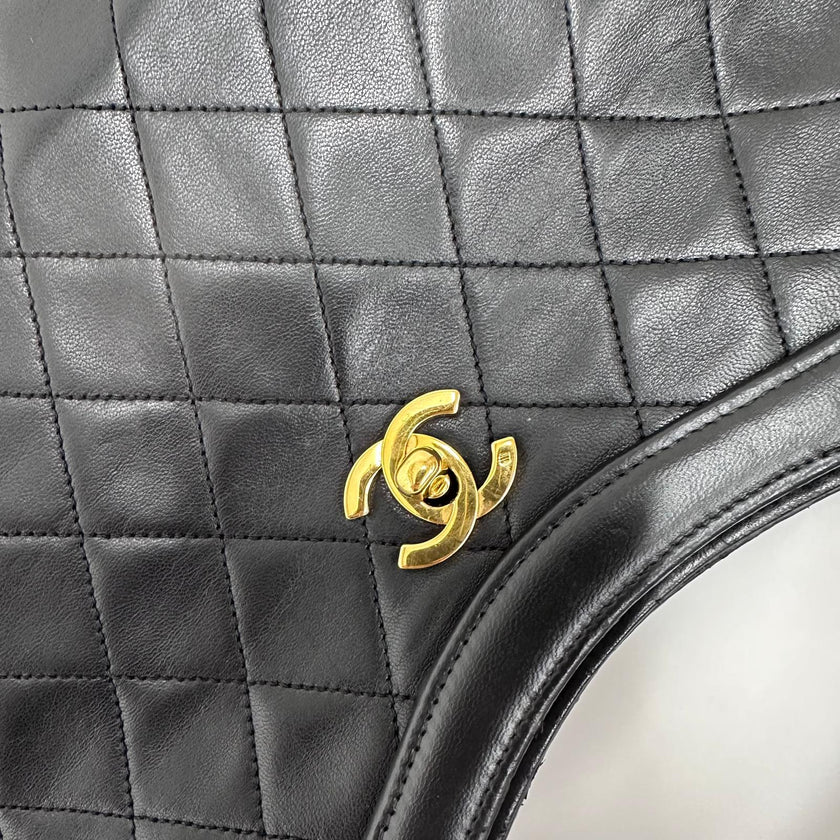 Chanel 31 Borsa Vintage Nera in Pelle Matelassé con Tracolla