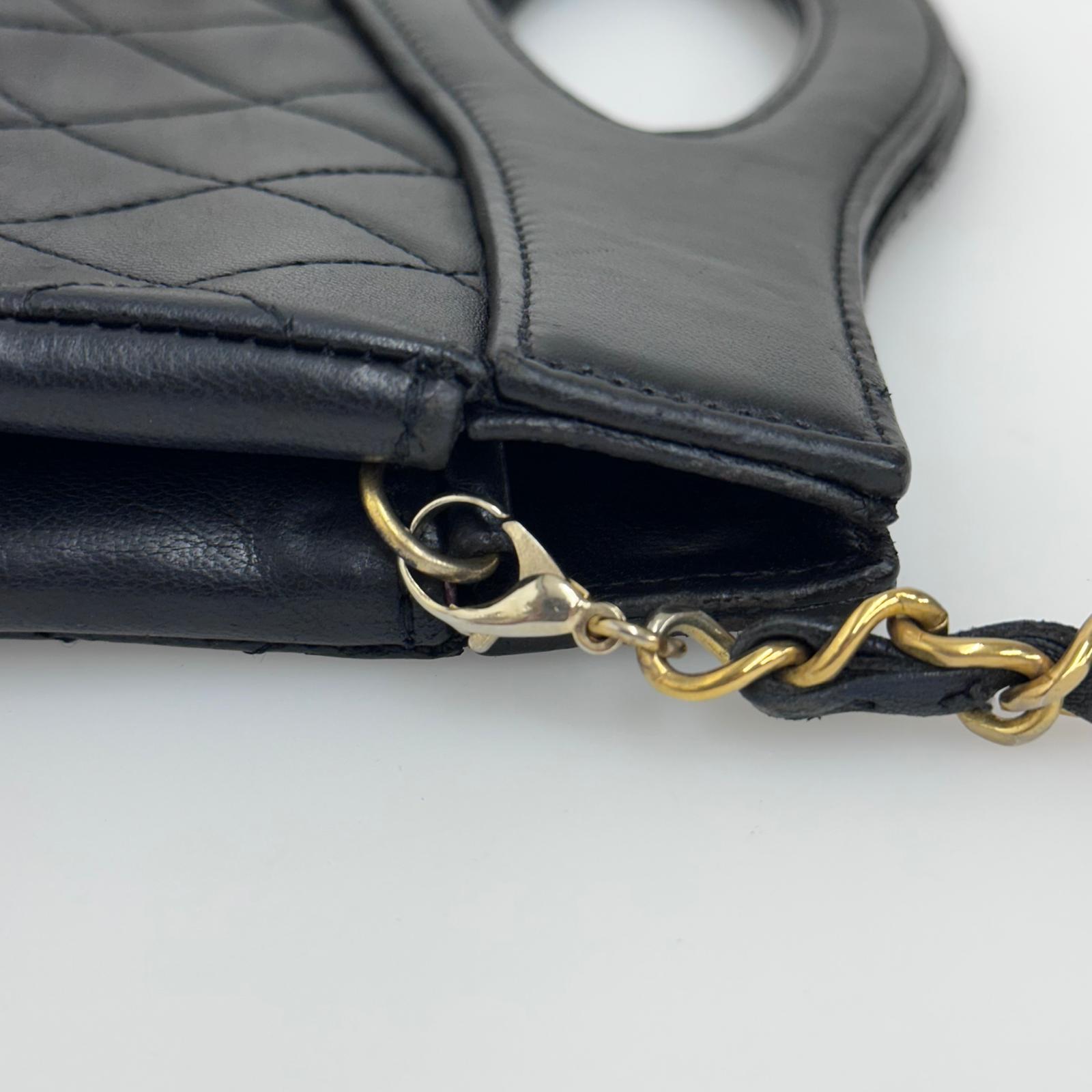Chanel 31 Borsa Vintage Nera in Pelle Matelassé con Tracolla
