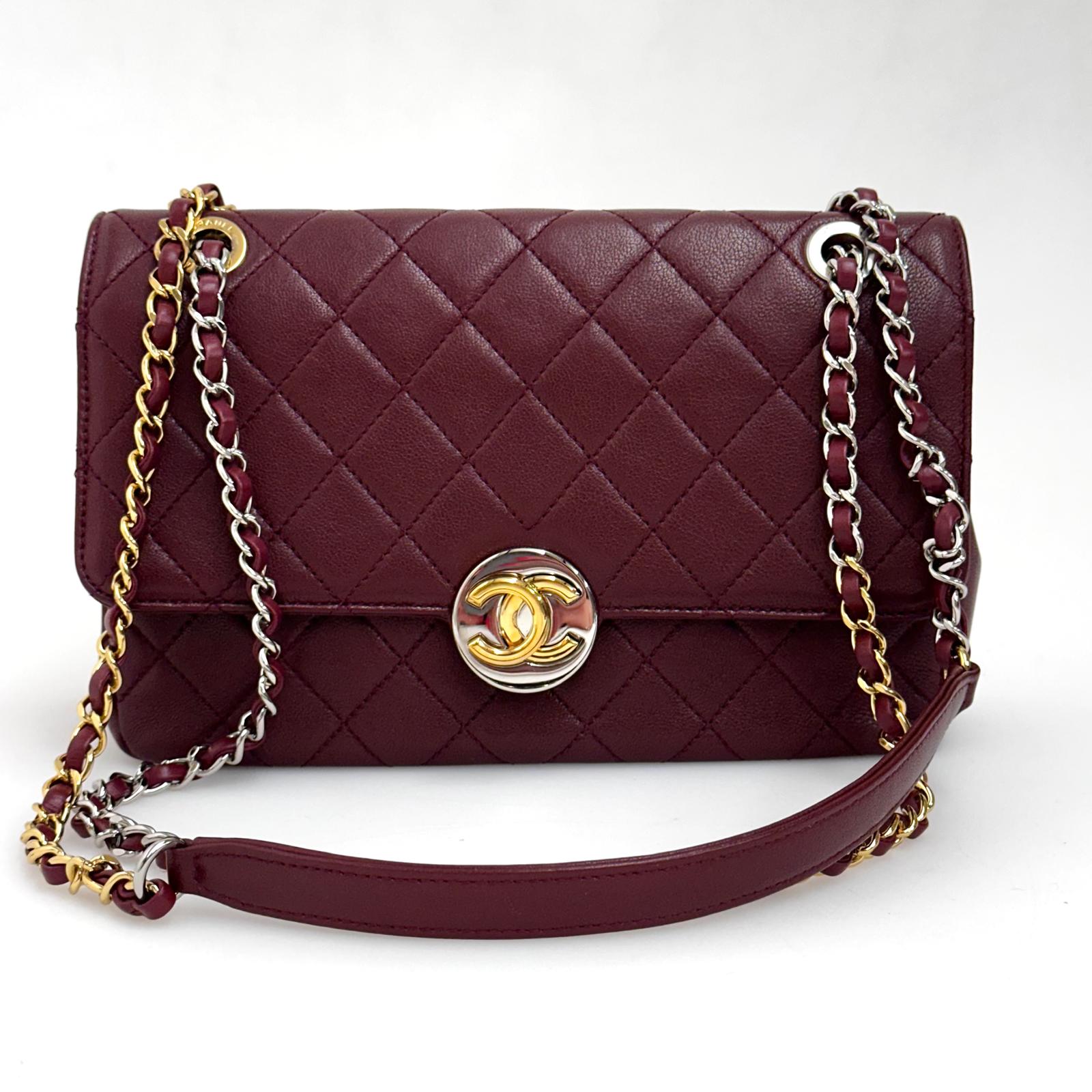 Chanel Borsa Classica Single Flap in Pelle Bordeaux con Finiture Bicolore Oro e Argento