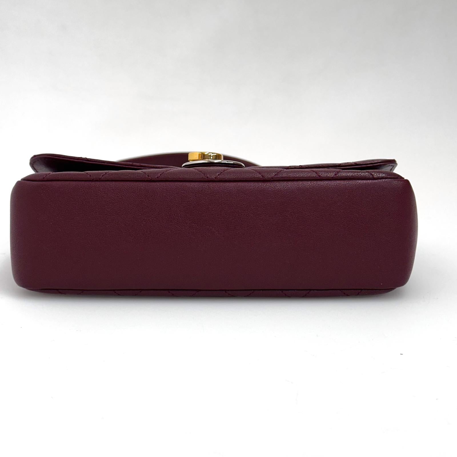 Chanel Borsa Classica Single Flap in Pelle Bordeaux con Finiture Bicolore Oro e Argento