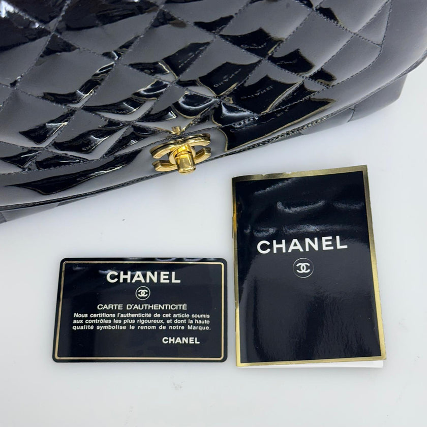 Chanel Borsa Diana Vintage in Vernice Nera Matelassé