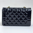 Chanel Borsa Diana Vintage in Vernice Nera Matelassé