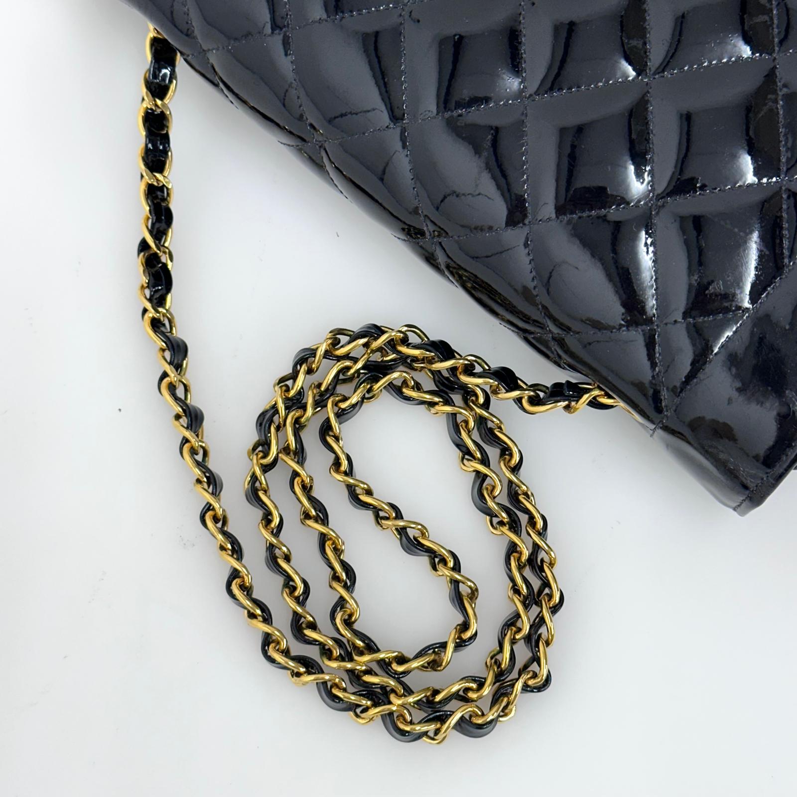 Chanel Borsa Diana Vintage in Vernice Nera Matelassé