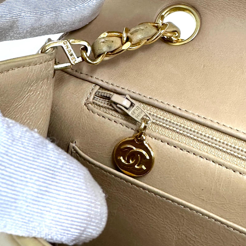 Chanel Borsa Diana Vintage in pelle beige