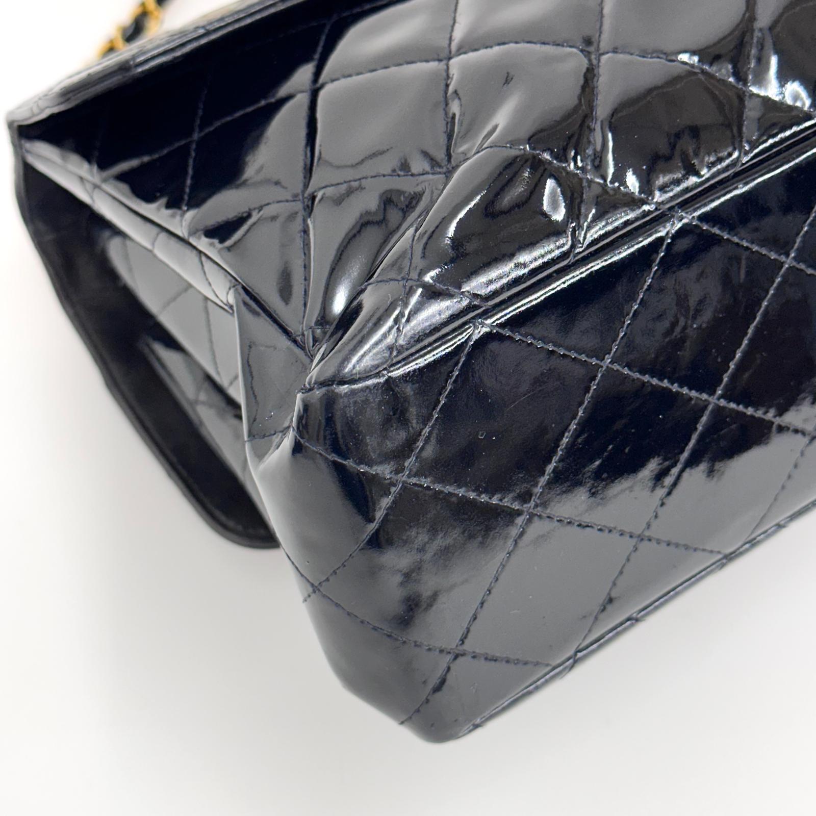 Chanel Borsa Double Flap 30 cm in pelle verniciata nera vintage 1996-1997