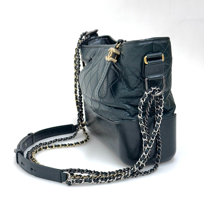 Chanel Borsa Gabrielle Media in Pelle Matelassé Verde Scuro