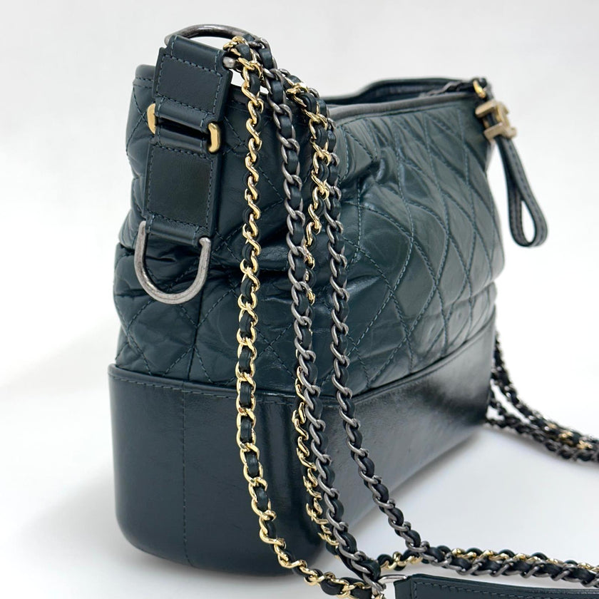 Chanel Borsa Gabrielle Media in Pelle Matelassé Verde Scuro
