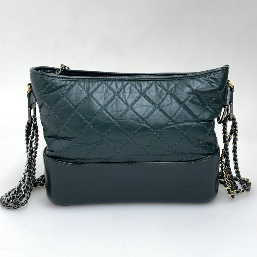 Chanel Borsa Gabrielle Media in Pelle Matelassé Verde Scuro