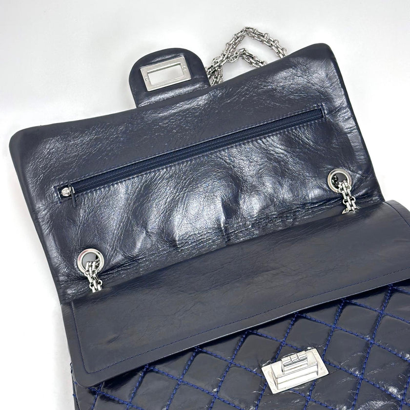 Chanel Borsa Reissue 2.55 mis. 30 in Pelle Blu Navy con Hardware Argentato