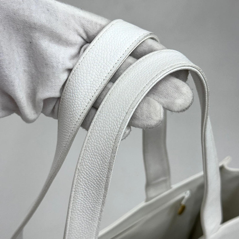Chanel Borsa Shopping Tote CC Caviar Bianca