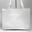 Chanel Borsa Shopping Tote CC Caviar Bianca