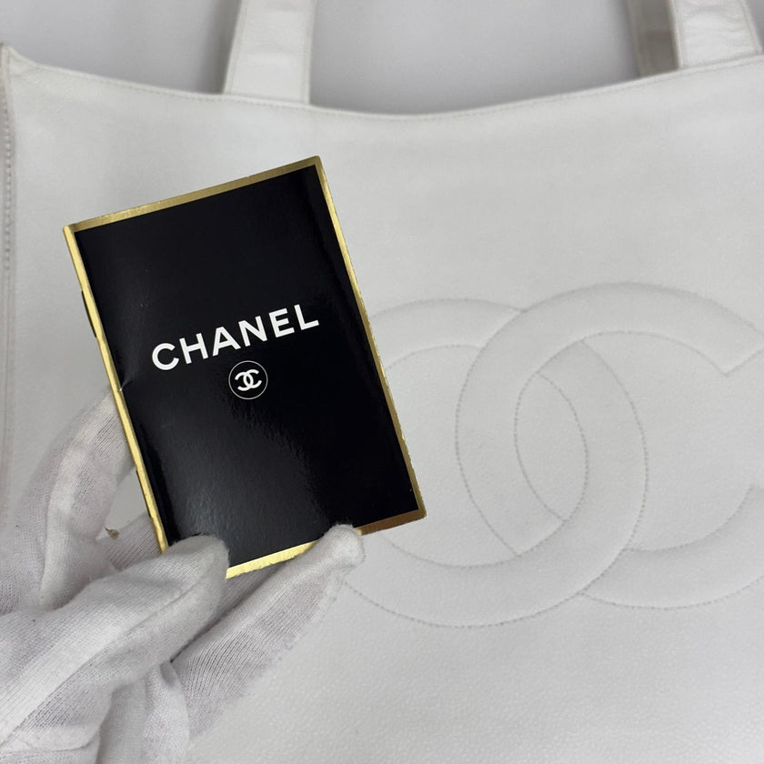 Chanel Borsa Shopping Tote CC Caviar Bianca