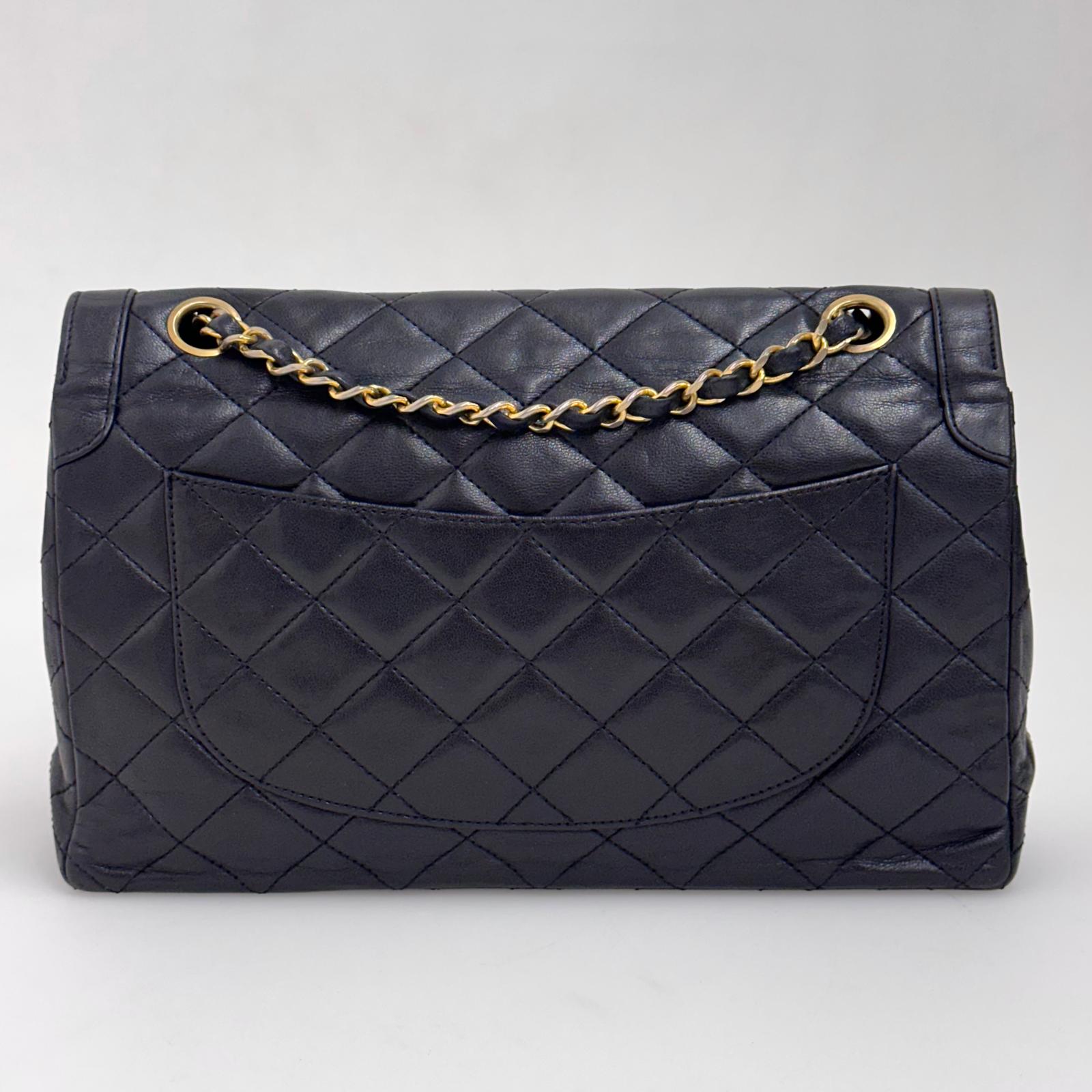 Chanel Borsa Timeless Classic Double Flap Limited Paris Vintage in pelle nera