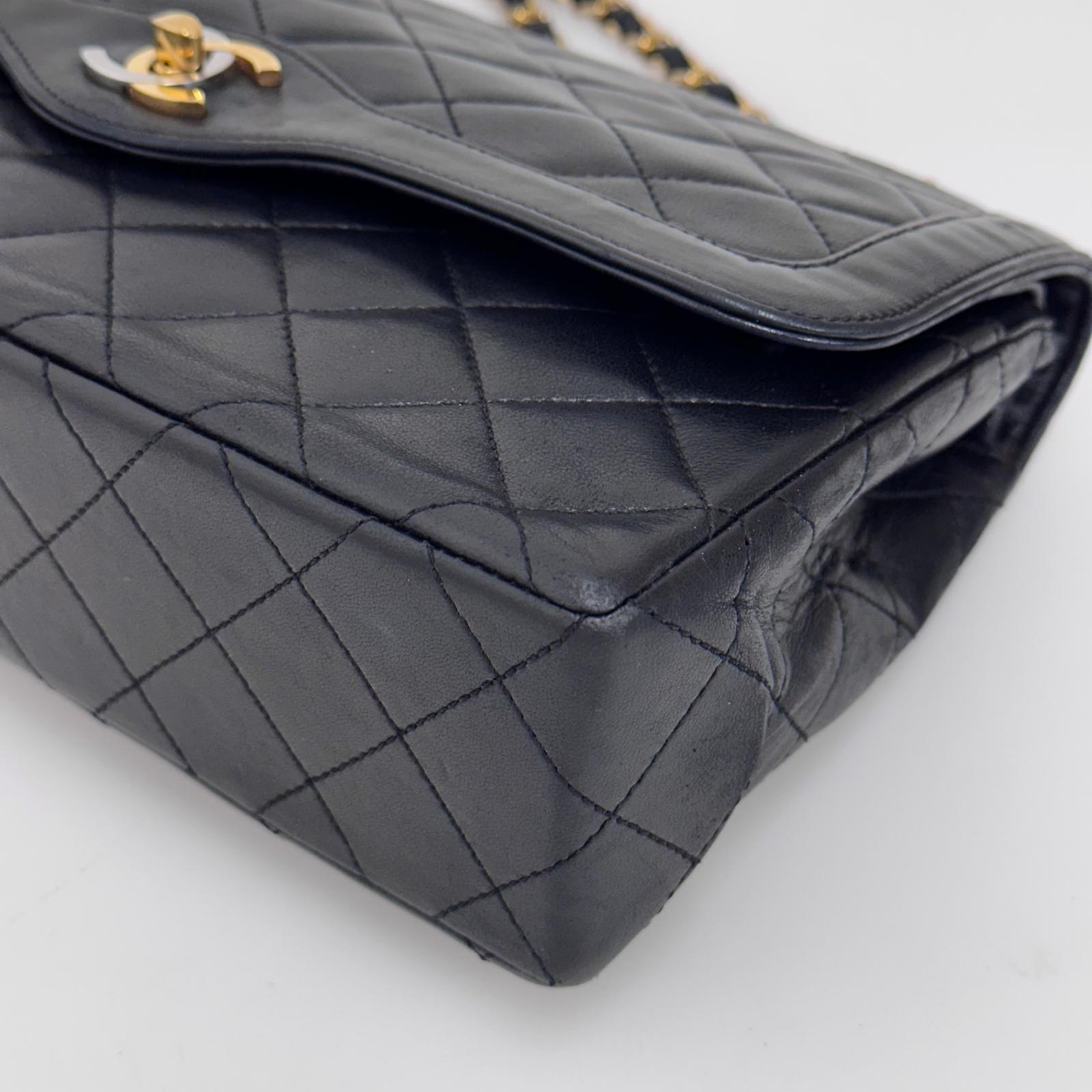 Chanel Borsa Timeless Classic Double Flap Limited Paris Vintage in pelle nera