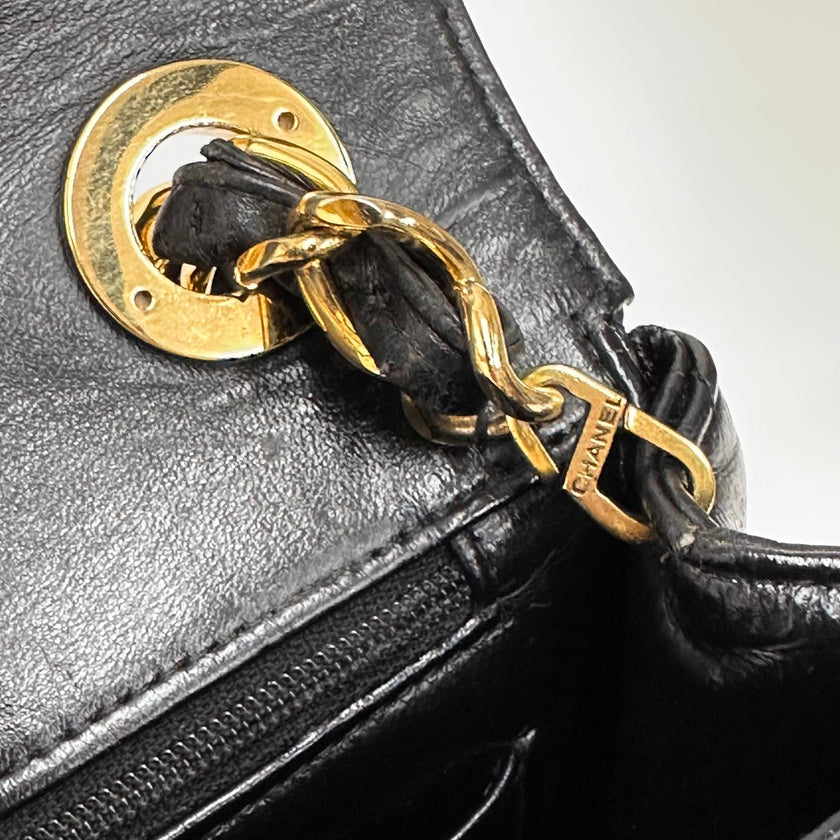 Chanel Borsa Timeless Classica Vintage Nera Matelassé 1994–1996
