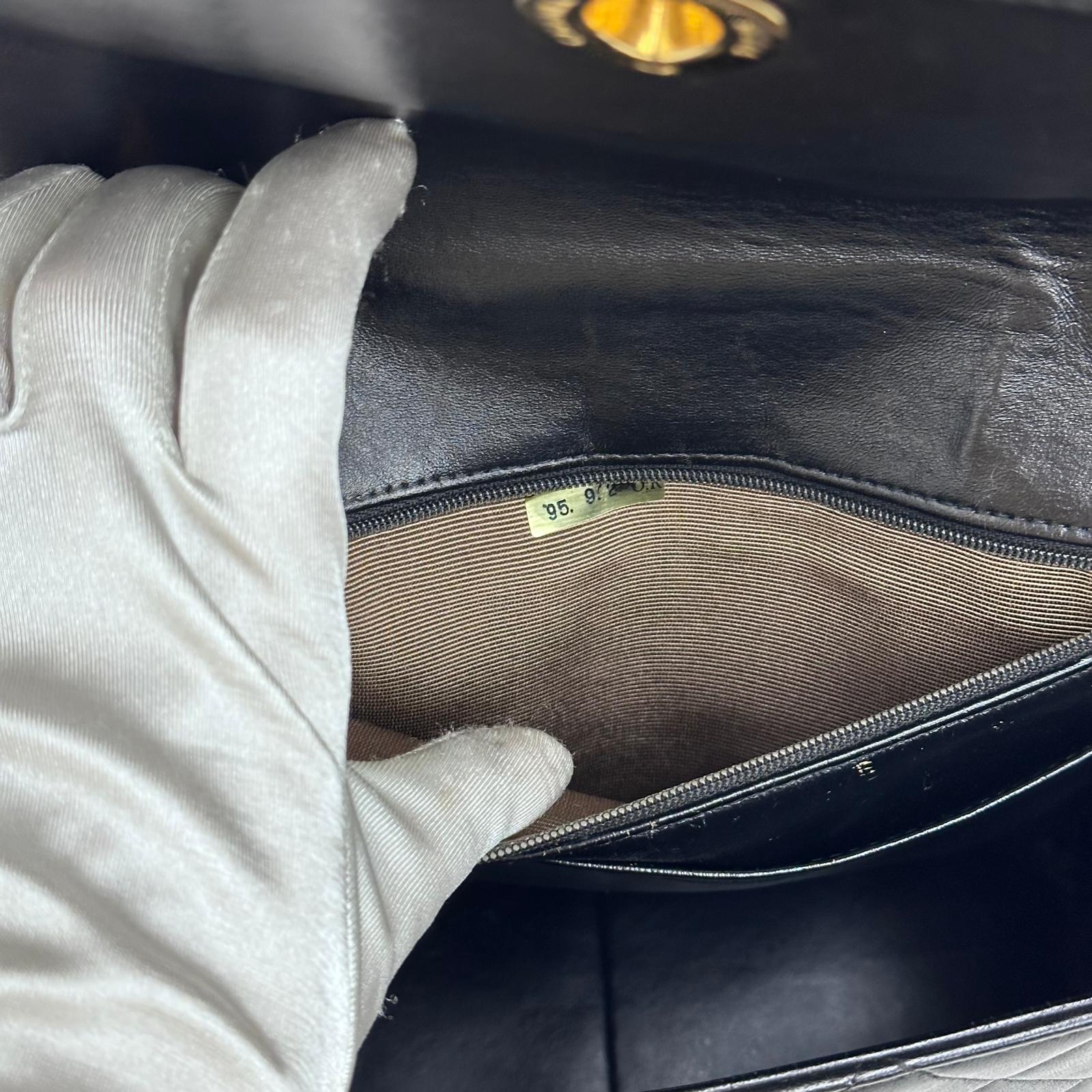 Chanel Borsa Timeless Classica Vintage Nera Matelassé 1994–1996