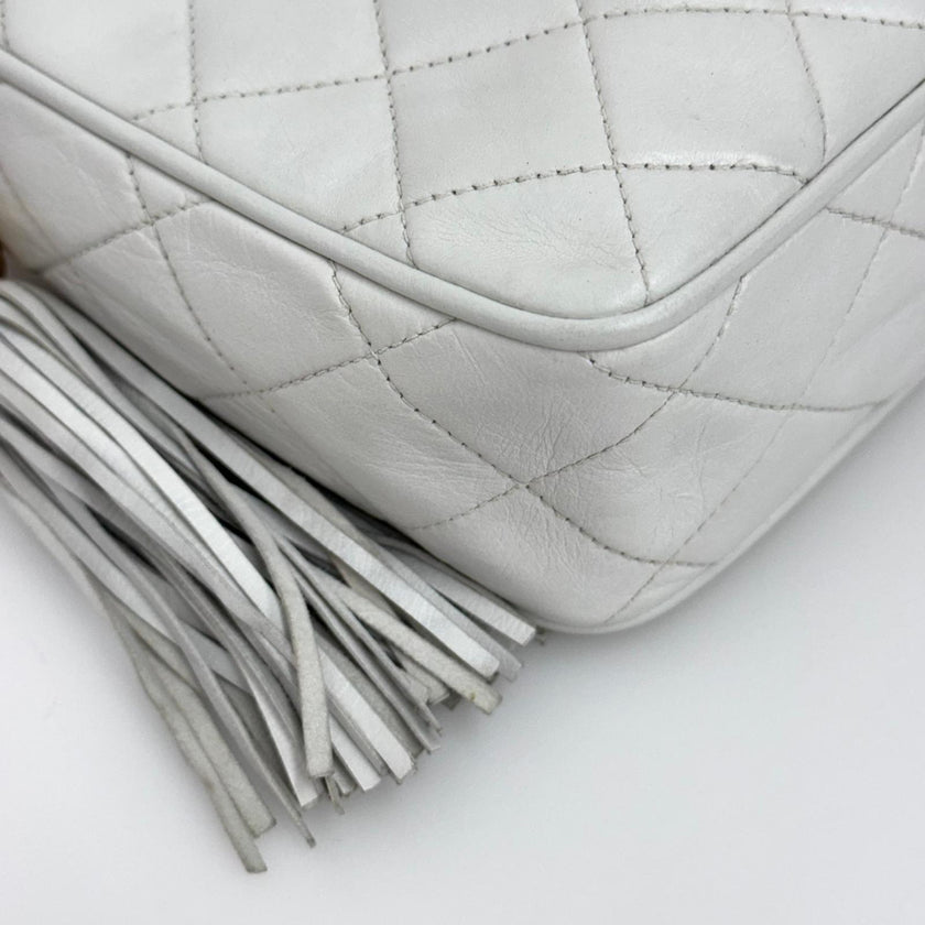 Chanel Borsa Vintage Camera Bag Bianca con Nappina
