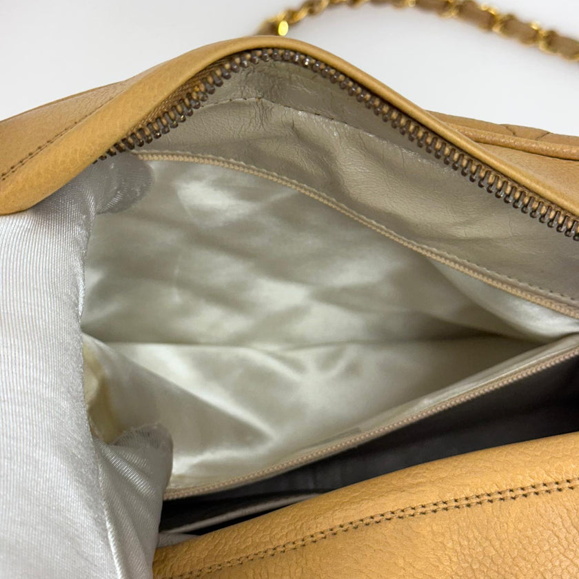 Chanel Borsa Vintage Camera Bag Caviar Beige