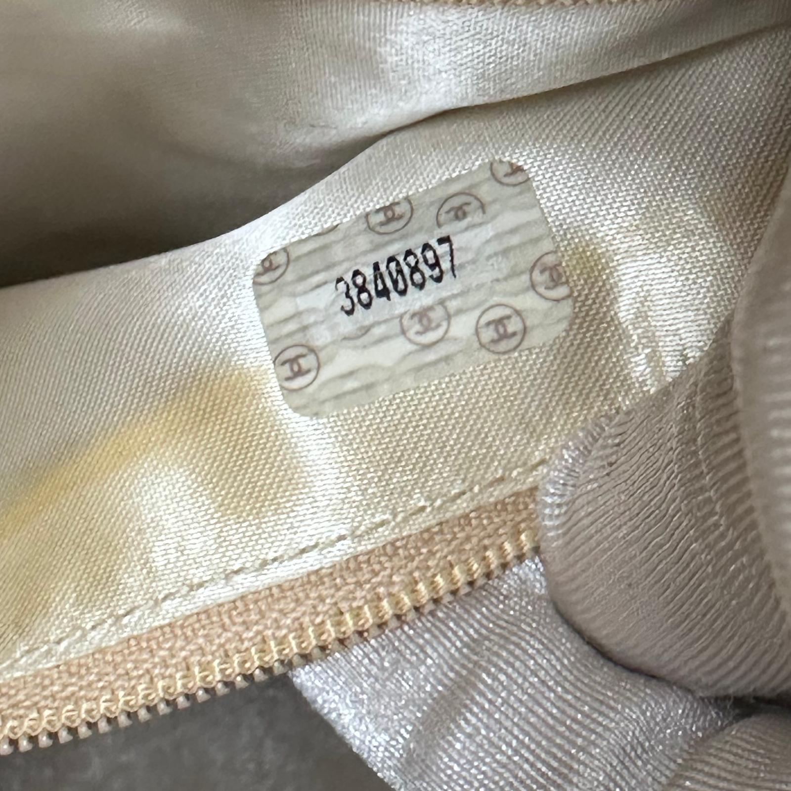 Chanel Borsa Vintage Camera Bag Caviar Beige