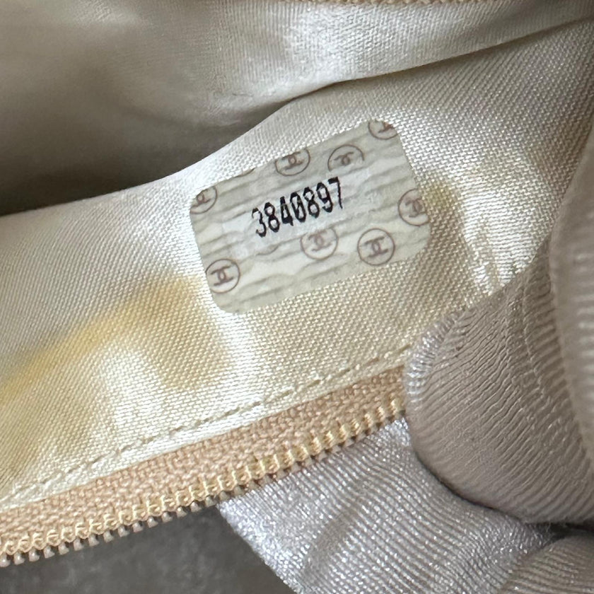 Chanel Borsa Vintage Camera Bag Caviar Beige