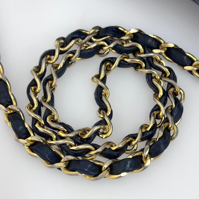 Chanel Borsa Vintage Classic Flap Dark Blue 29 cm – Patta Singola e Catena Singola