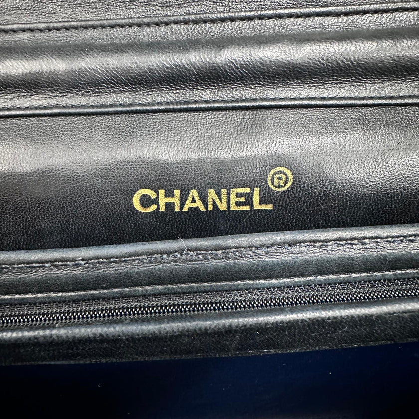 Chanel Borsa Vintage Classic Flap Dark Blue 29 cm – Patta Singola e Catena Singola