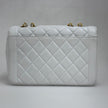 Chanel Borsa Vintage Classic Flap bianca in pelle matelassé
