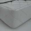 Chanel Borsa Vintage Classic Flap bianca in pelle matelassé