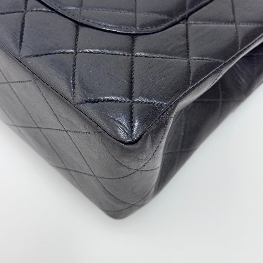 Chanel Borsa Vintage Jumbo 30 Single Flap in Agnello Nero