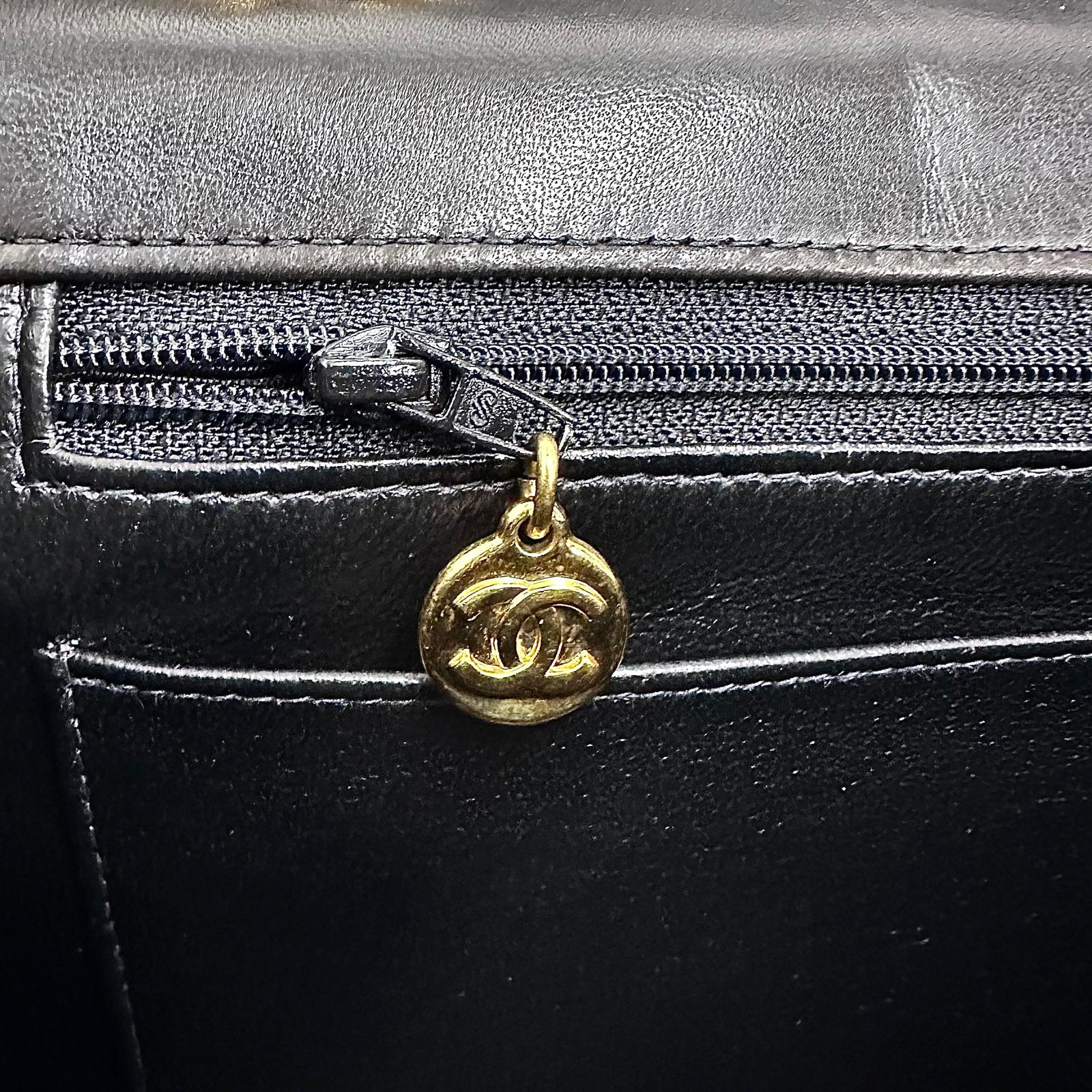 Chanel Borsa Vintage Jumbo 30 Single Flap in Agnello Nero