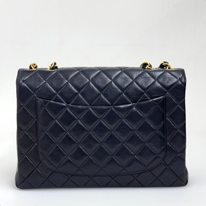 Chanel Borsa Vintage Jumbo 30 Single Flap in Agnello Nero