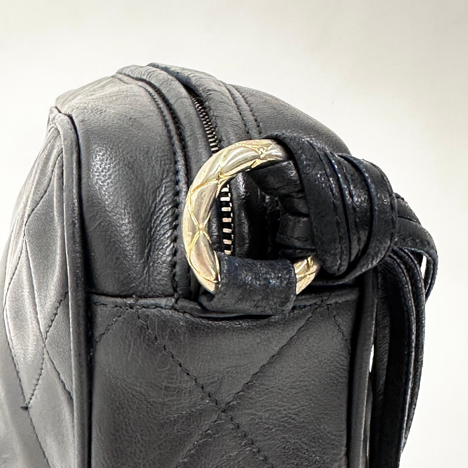 Chanel Borsa Vintage Tassel Camera Bag Nera