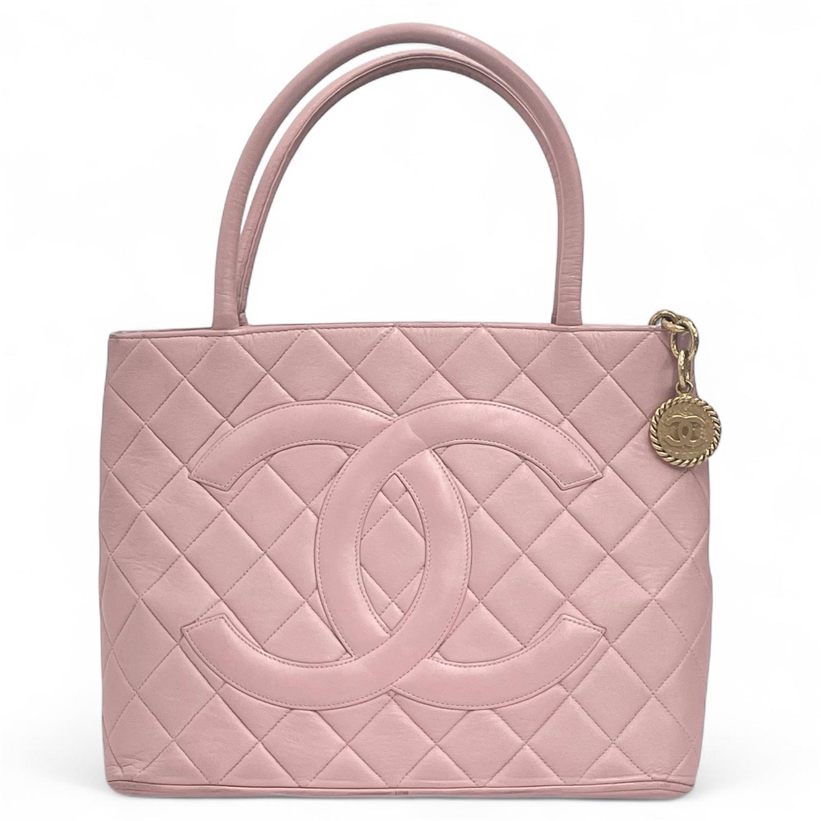 Chanel Borsa Vintage a Mano Medaillon in Pelle di Agnello Rosa