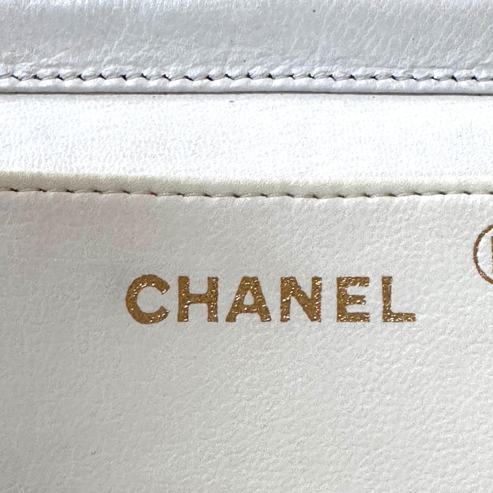 Chanel Borsa Vintage a Spalla Mini Classic Flap 19 cm in Pelle Bianca