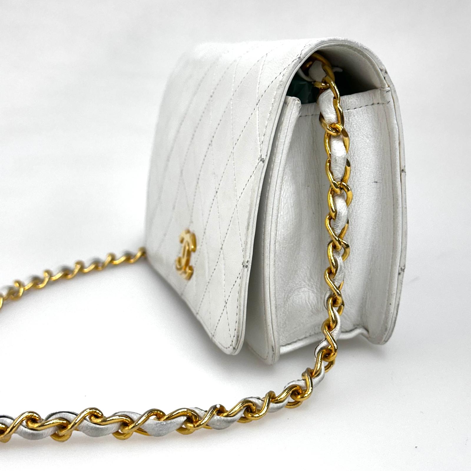 Chanel Borsa Vintage a Spalla Mini Classic Flap 19 cm in Pelle Bianca