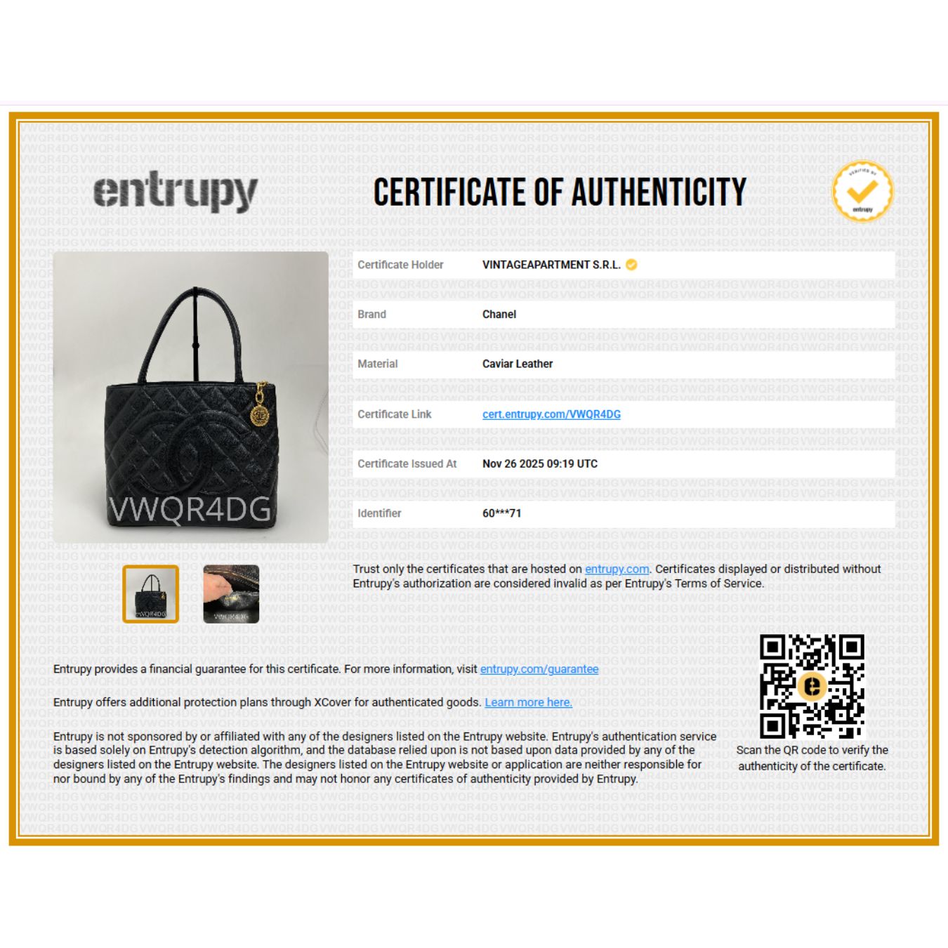 Chanel Borsa a spalla Medaillon Tote in pelle Caviar nera