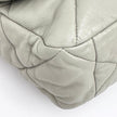 Chanel Borsa a spalla in pelle matelassé grigio salvia Chanel 19 Extra Large
