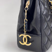 Chanel Borsa a spalla in pelle nera
