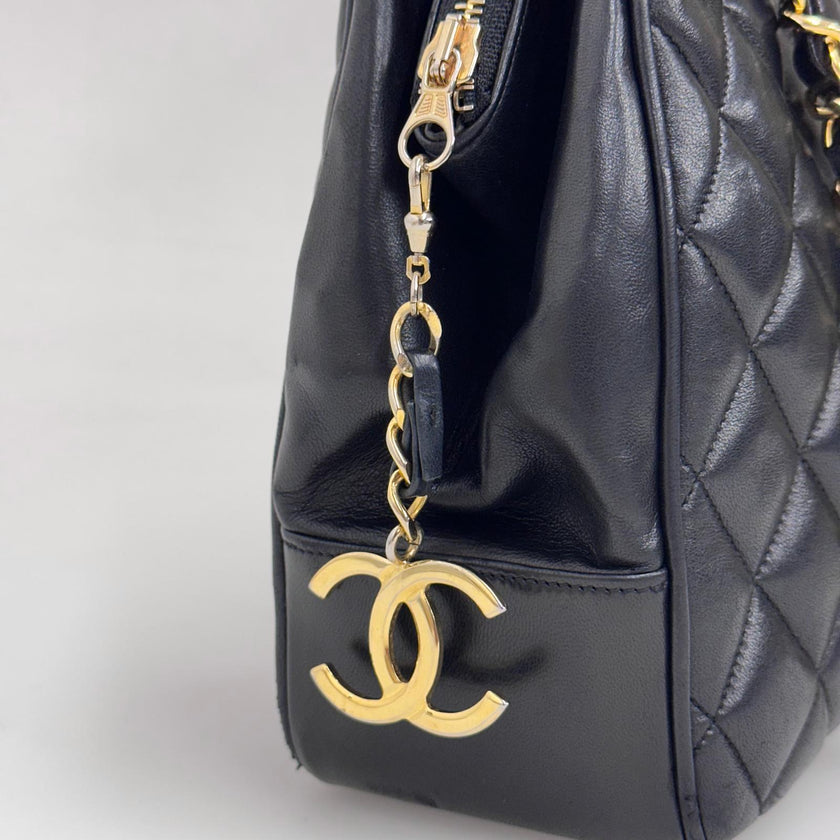 Chanel Borsa a spalla in pelle nera