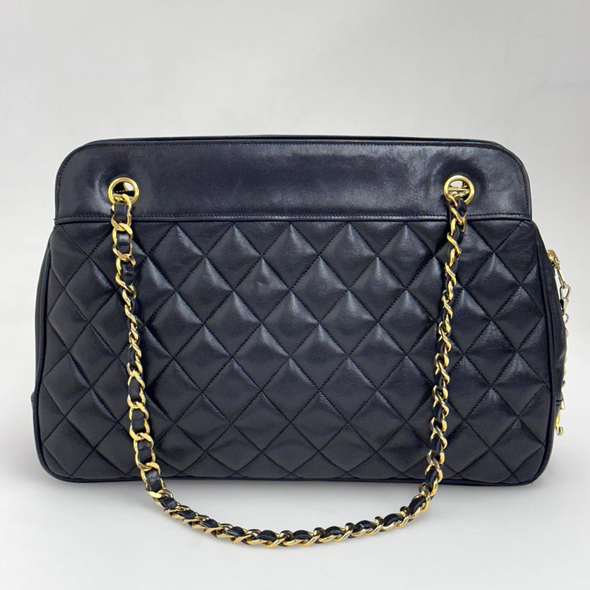 Chanel Borsa a spalla in pelle nera