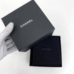 Chanel Bracciale rigido GP oro con perle e anelli mobili – Autunno 2022