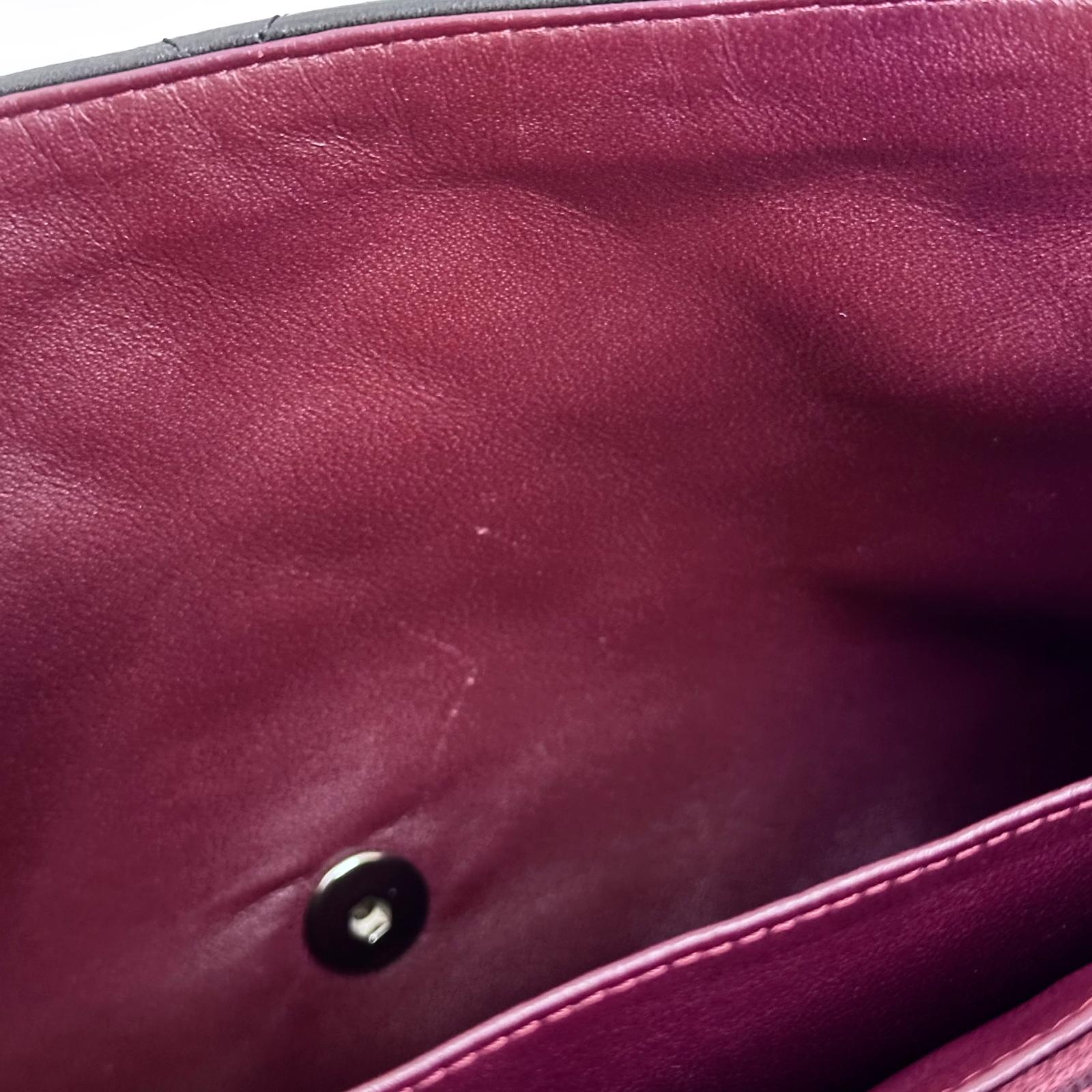Chanel Classic Flap 30 in Pelle Lambskin Nera con Hardware Argento