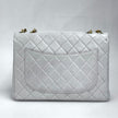 Chanel Classic Flap  Maxi in Pelle Bianca con Finiture Oro