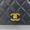 Chanel Classic Flap Vintage in Pelle Nera e finiture oro